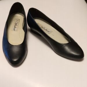 Classic Black Heels by Windham